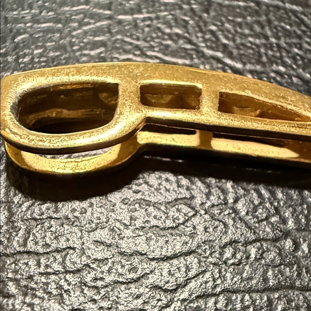 Elegant Gold and Multicolor Gemstone Pendant - Picture 5 of 8